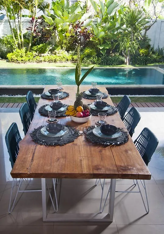3Br Villa Erja - Minggu Villas Kerobokan 0*,  Indonésie
